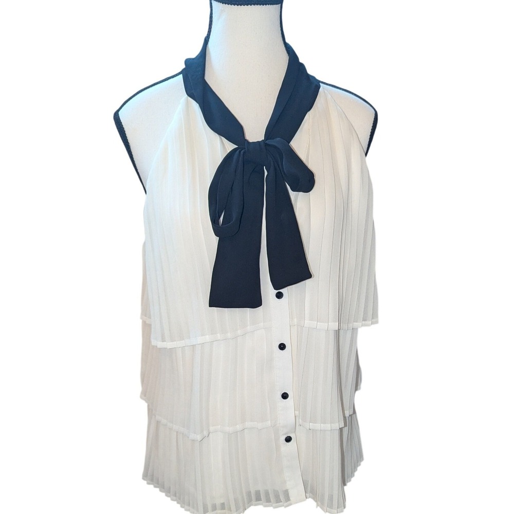 White House Black Market Ivory Pleated Tiered Bow Tie Sleeveless Blouse Size 8